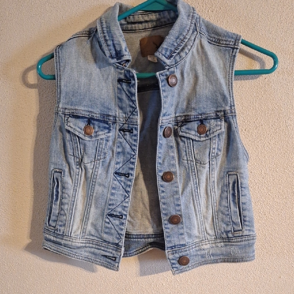 Light Blue Distressed Denim Vest Cropped Style